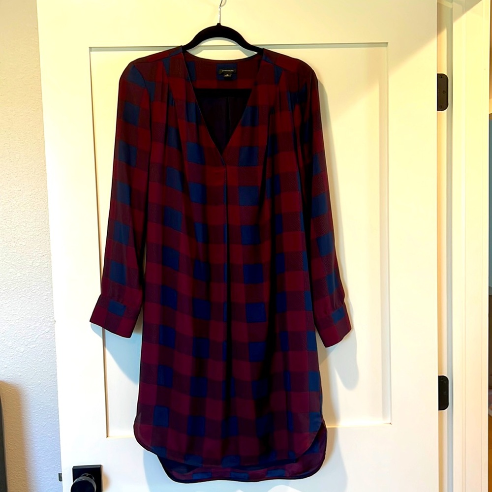 Ann Taylor navy and burgundy dress